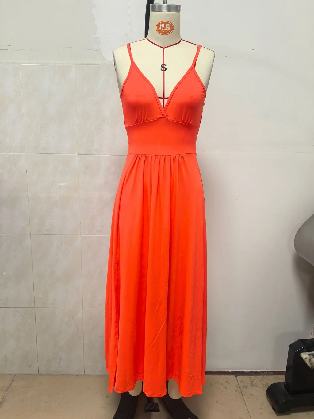 Backless loose dress