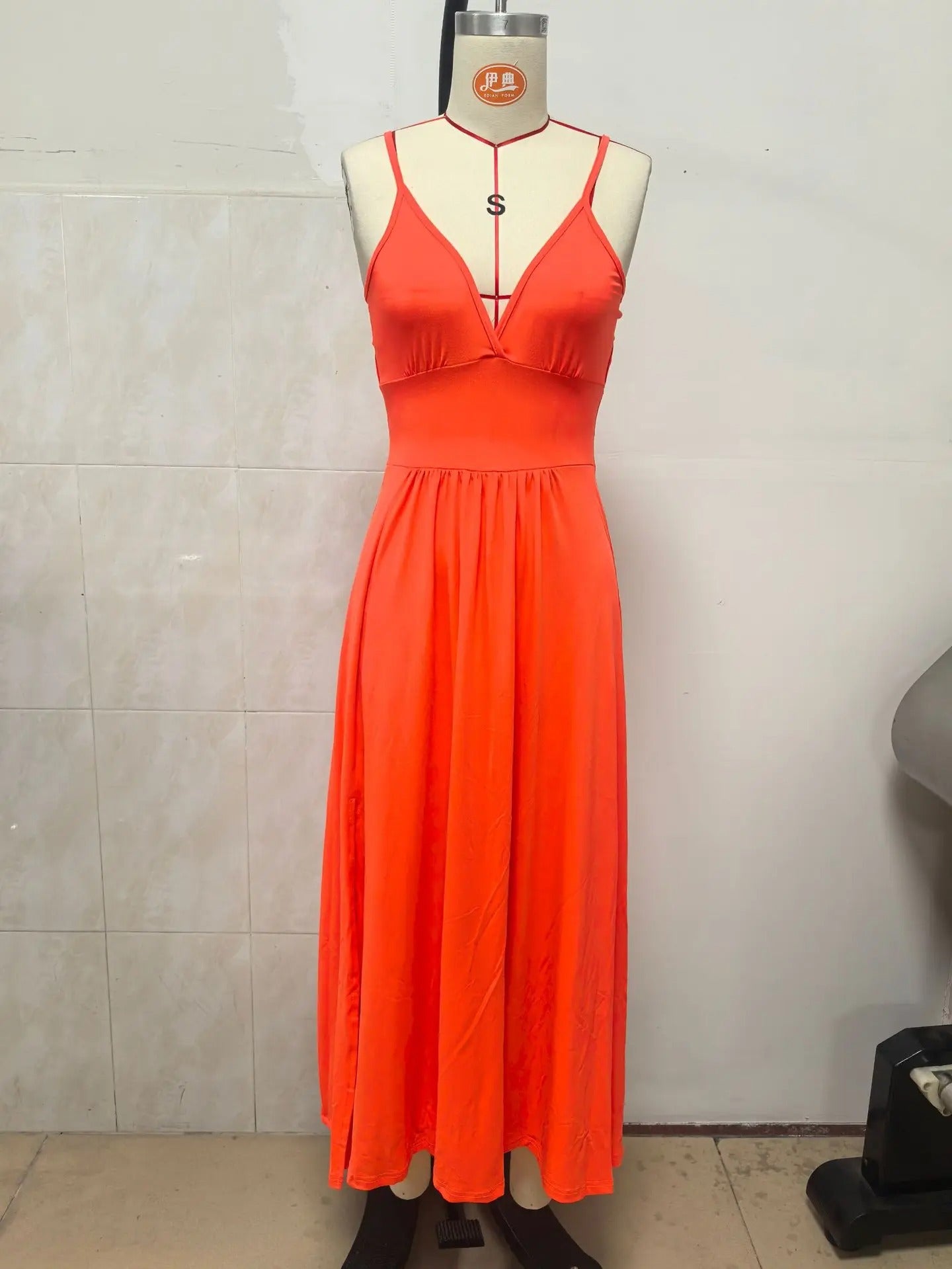Backless loose dress